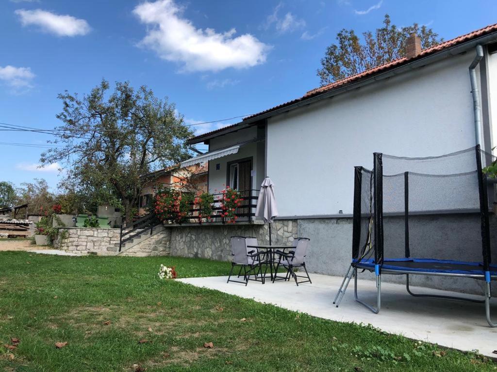 Apartment & Room Toma Smoljanac Exterior photo